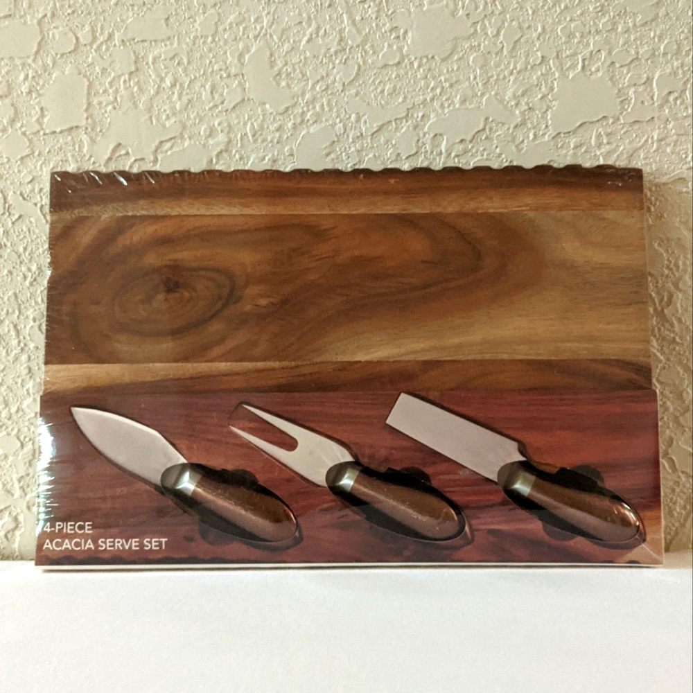 Pfaltzgraff Cheeseboard Set